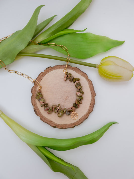 Colar Raízes (Unaquite)- Equilíbrio emocional, Antidepressiva, gravidez saudável e visão psíquica