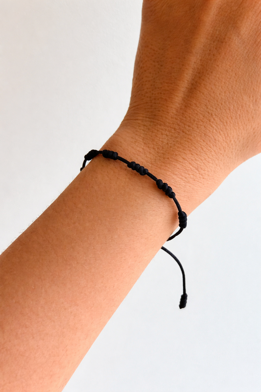 Pulseira 7 nós Preta- Força, Equilíbrio e Proteção