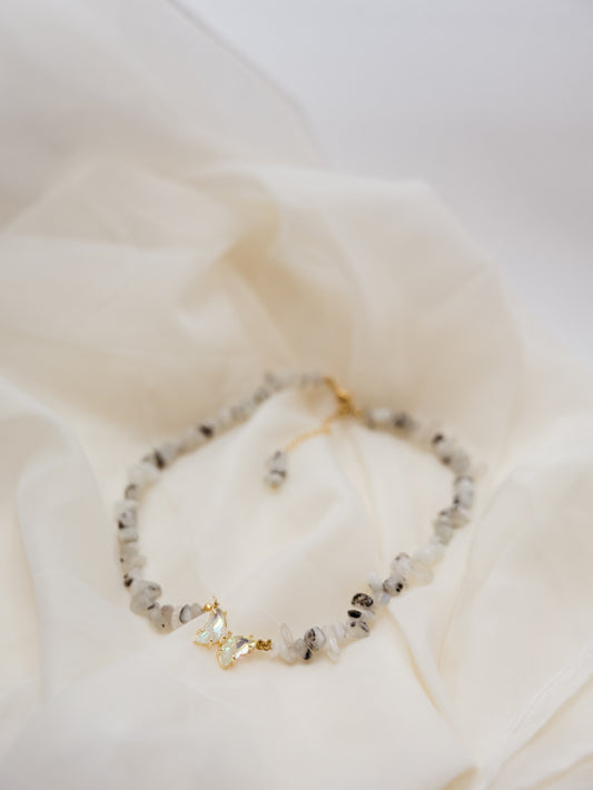 Colar Pedra da Lua- Emoções; Intuição; Energia feminina